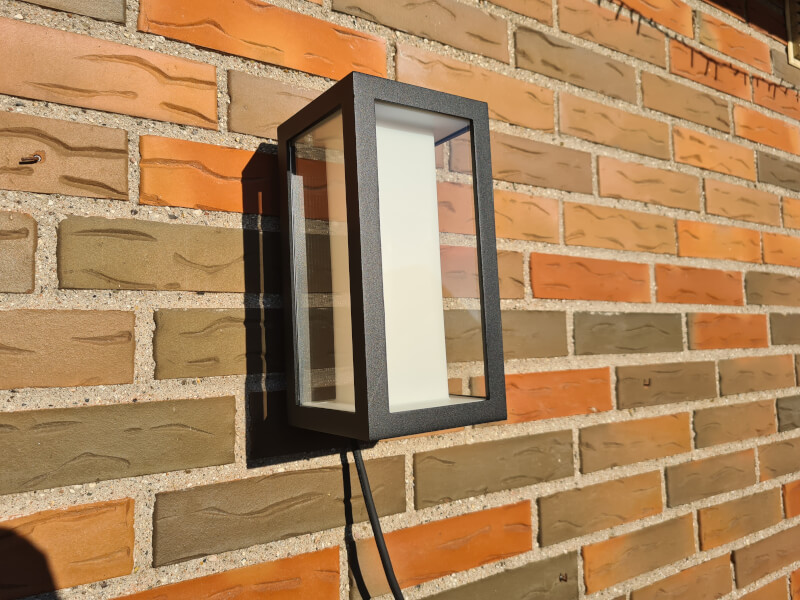 light impress wall philips outdoor sensor low mount hue piedestal lightstrip.jpg